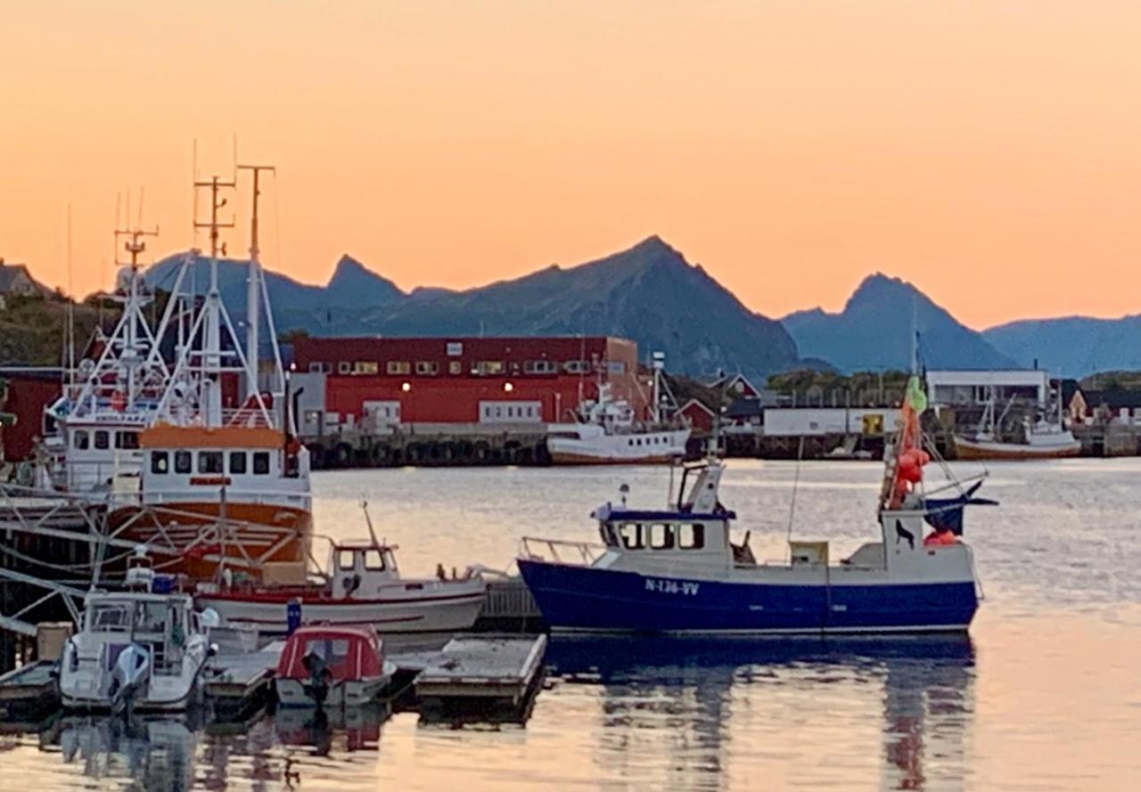 Skjaeret Rorbu Villa Stamsund Luaran gambar